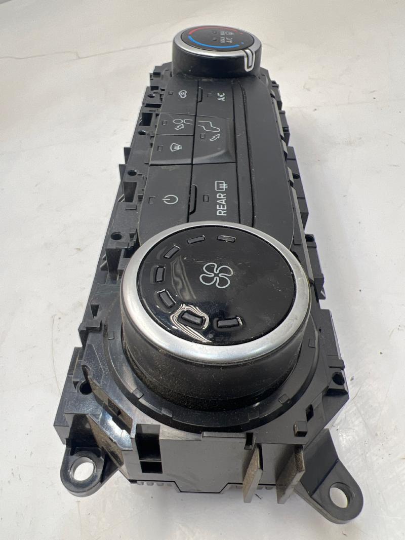 2019 Ford EcoSport Heater A/C Control
