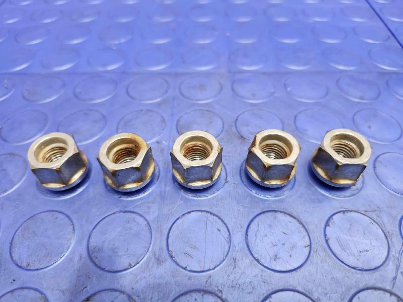 2006 Honda Civic Lug Nuts