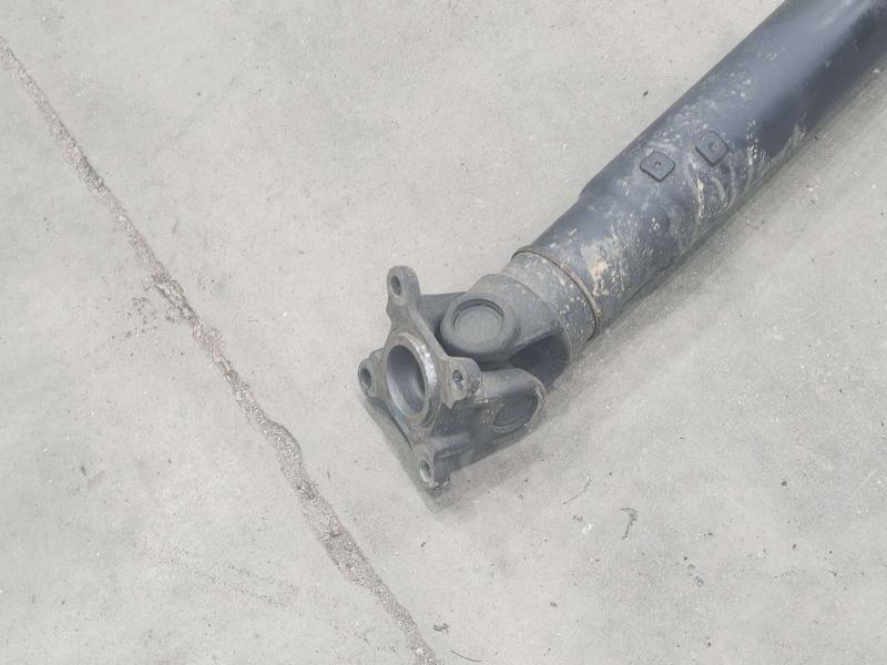2011-2013 Kia Sorento OEM 3.5L V6 Rear Driveshaft Propeller Shaft 493001U000