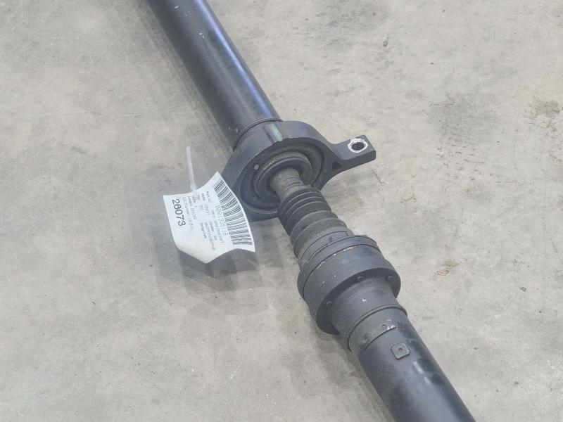 2011-2013 Kia Sorento OEM 3.5L V6 Rear Driveshaft Propeller Shaft 493001U000