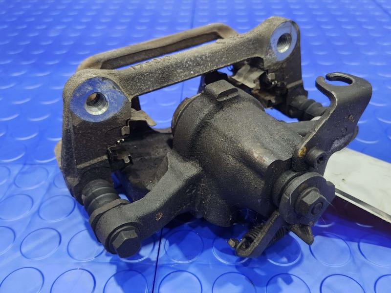 2017 Dodge Grand Caravan Caliper