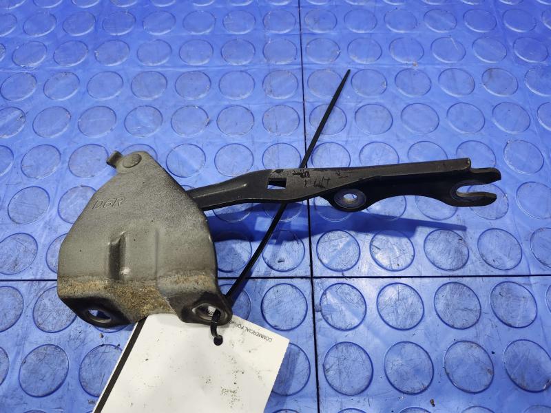 2013 Mazda Mazda2 Hood Hinge