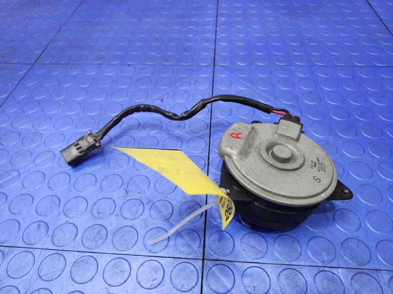 2015-2020 Honda Fit AC Condenser Cooling Fan Motor Right Side OEM 386165R1003