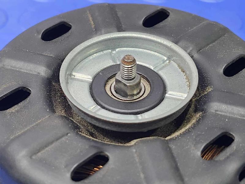 2015-2020 Honda Fit AC Condenser Cooling Fan Motor Right Side OEM 386165R1003