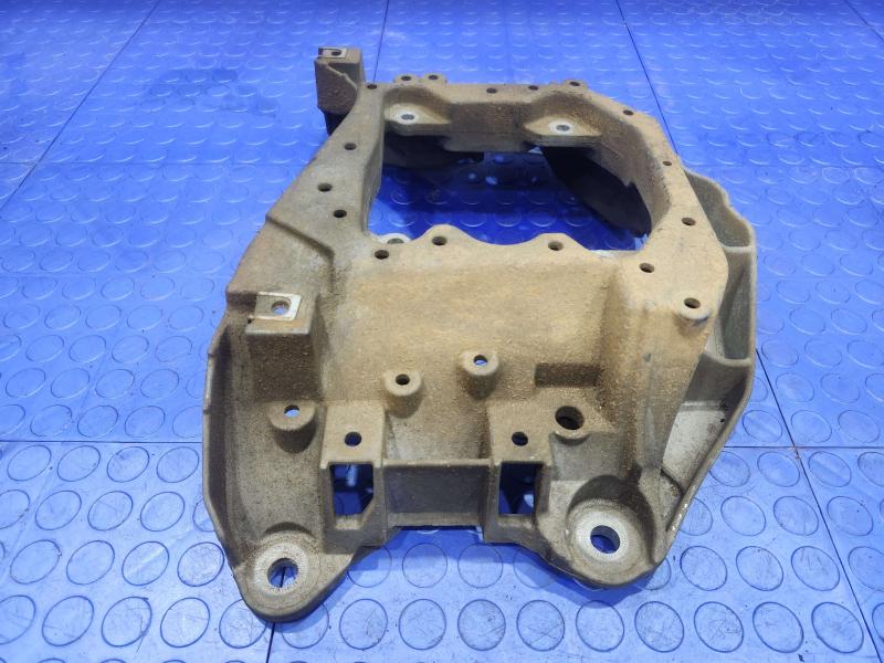2012-2018 Audi A7 Automatic Transmission Crossmember Support OEM 4G0399263AC