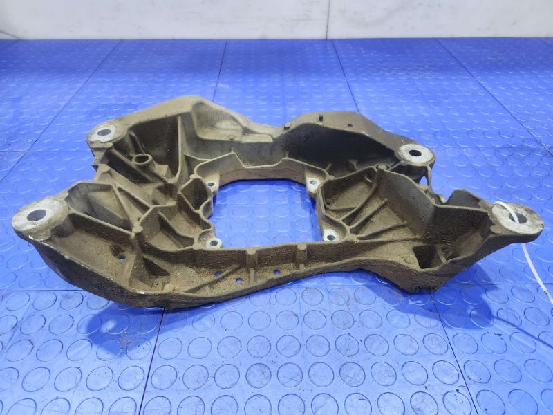 2012-2018 Audi A7 Automatic Transmission Crossmember Support OEM 4G0399263AC