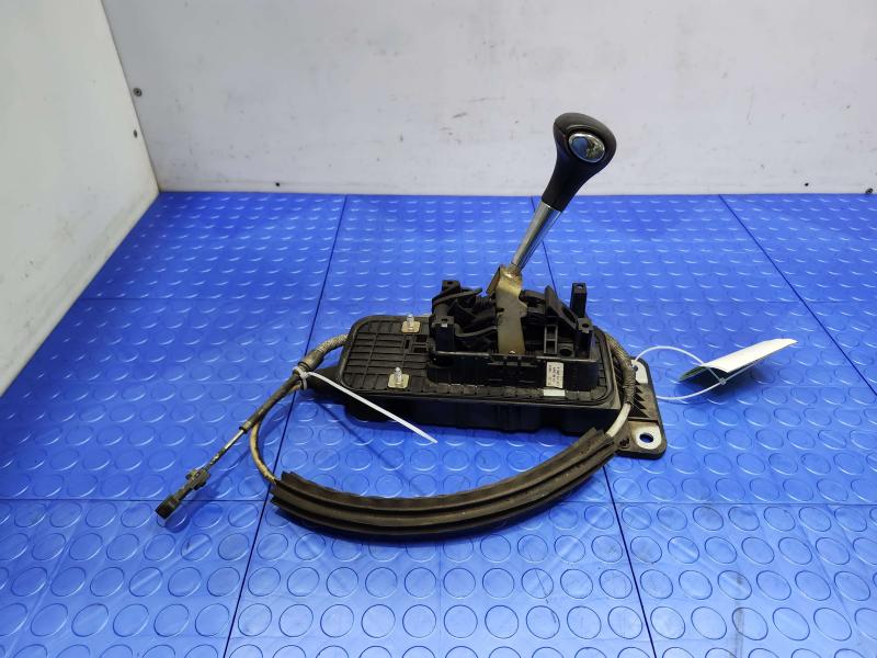 2005 Volkswagen Jetta Floor Shifter
