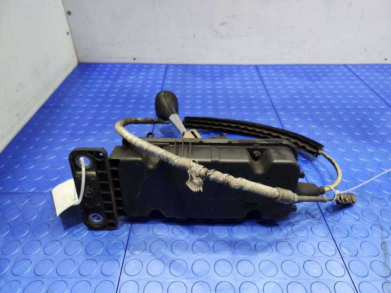 2005 Volkswagen Jetta Floor Shifter