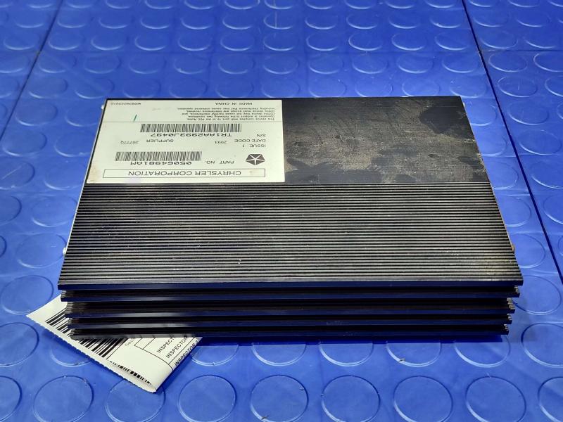 2011-2014 Chrysler 300 Radio Amplifier 276 Watt Opt RD7 Genuine OEM 5064981AM