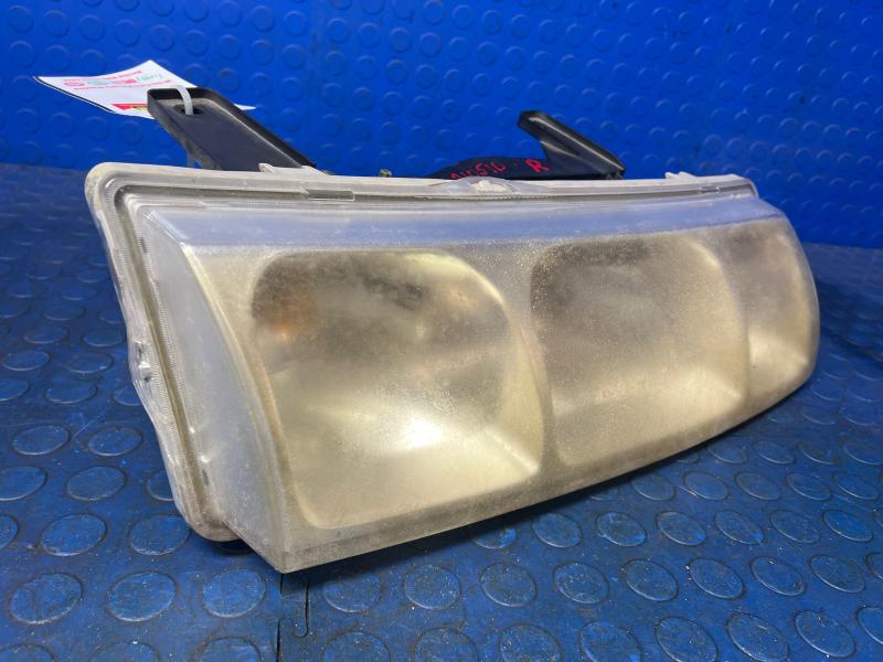 2005 Saturn Vue Headlamp Assembly