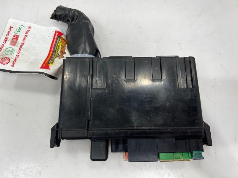 2003 Nissan 350Z Engine Fuse Box