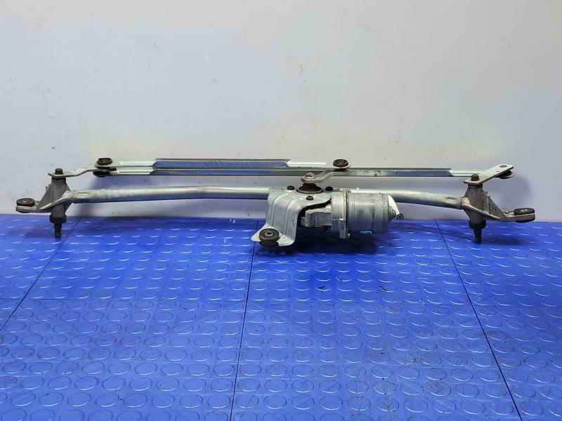 2012 GMC Yukon Wiper Motor Front
