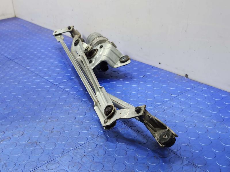 2012 GMC Yukon Wiper Motor Front