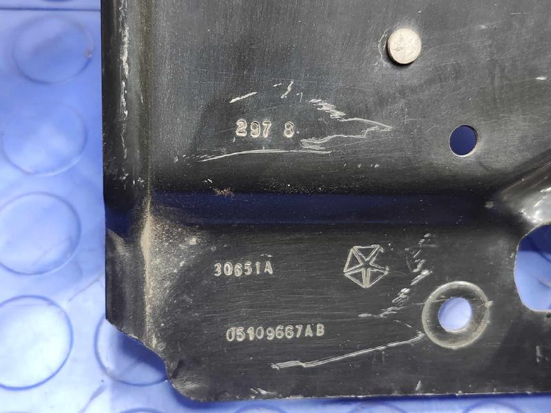 2009-2014 Volkswagen Routan Spare Tire Hanger Hoist Assembly OEM 7B0601335B