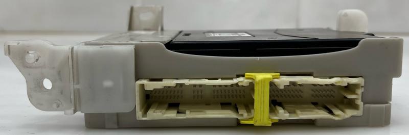 2013 Toyota Prius C 1.5L Multiplex Control Module Junction Block OEM 8922152381