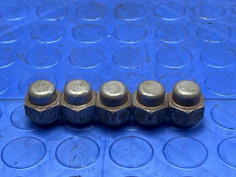 2006 Mazda Miata Lug Nuts