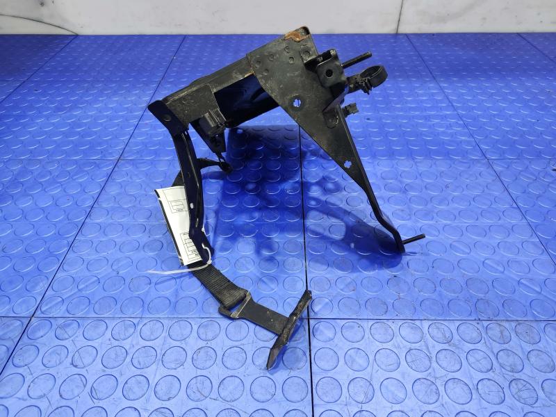 2020 Jeep Renegade Battery Tray