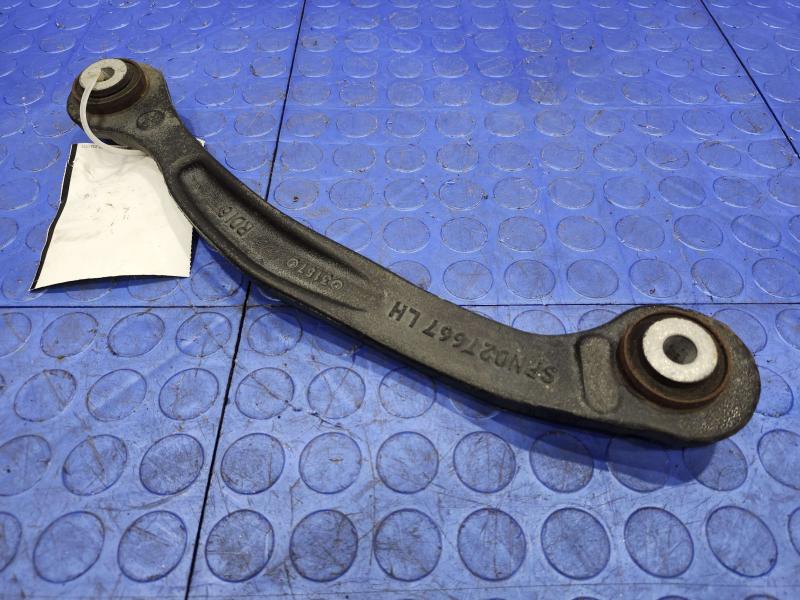 2013 Chrysler 300 Upper Control Arm Rear