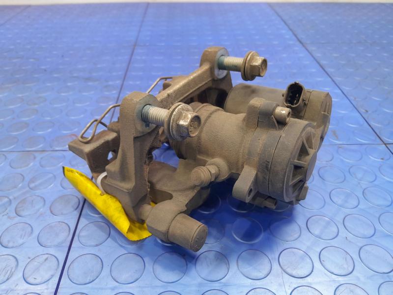 2015 Ford Fusion Caliper