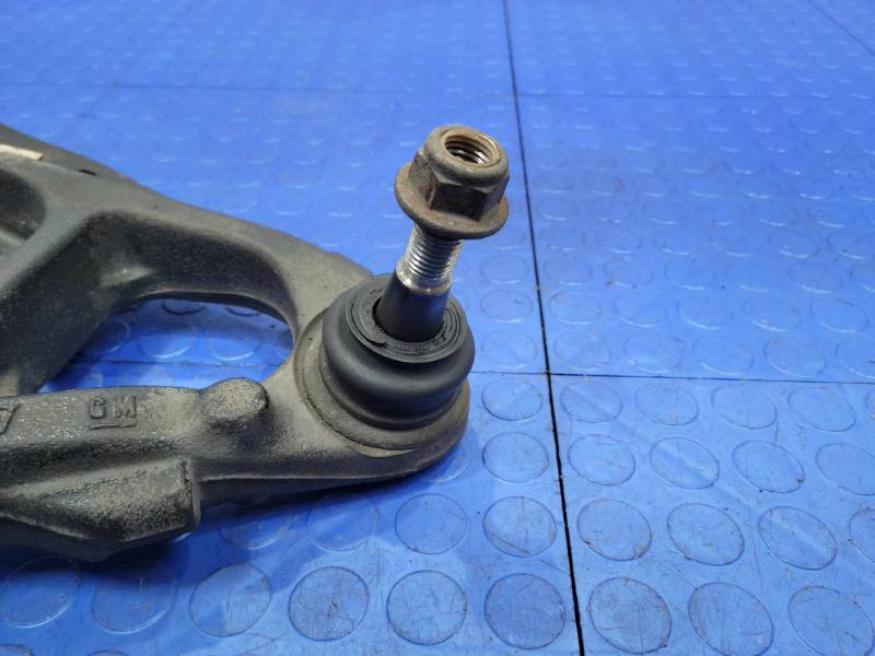 2013 Cadillac Escalade Lower Control Arm Front