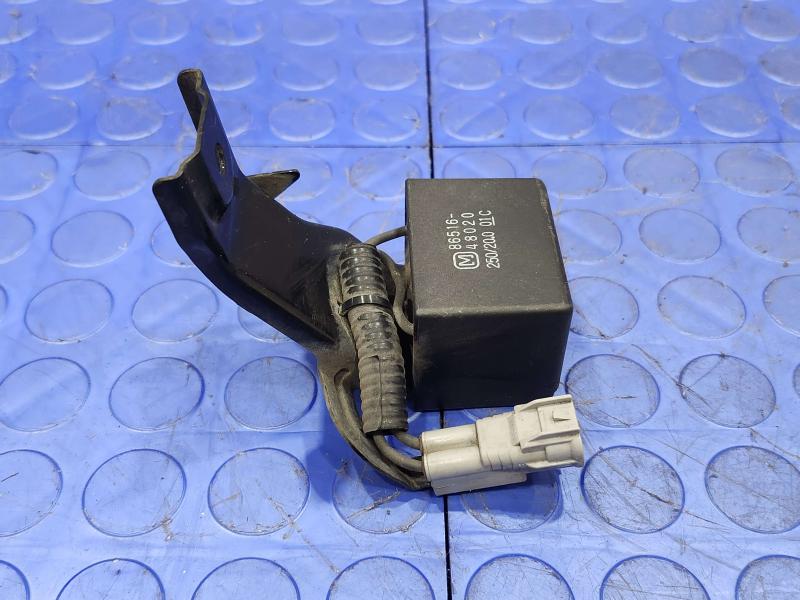 2010-2015 Lexus RX450H Condenser Relay Unit Genuine OEM 86516-48020