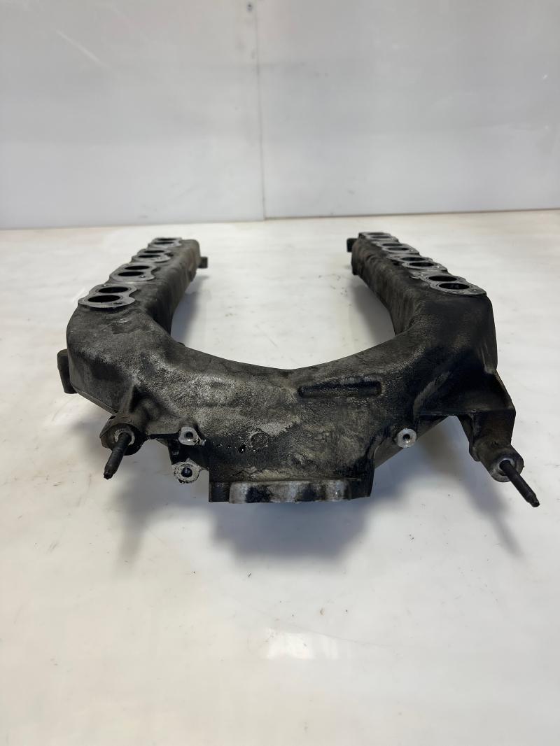 2008 Ford F-350 Super Duty Intake Manifold