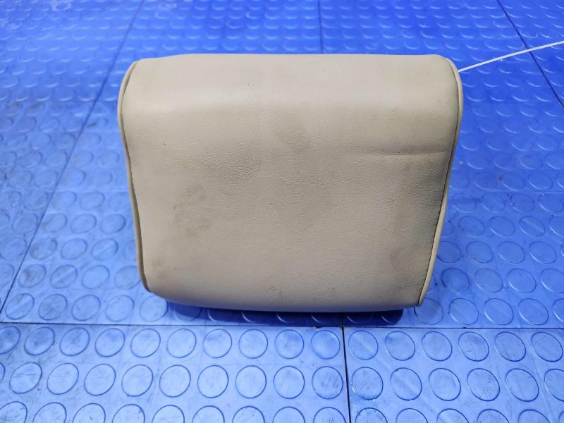 2014 Chrysler 300 Headrest