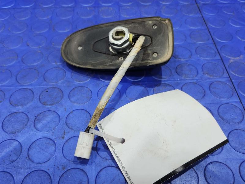 2010-2012 Toyota Prius 1.8L Radio Antenna Base w/o Bluetooth OEM 86309-47020