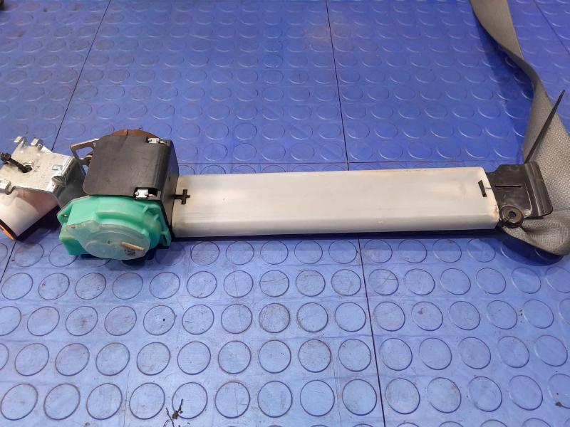 2013 Ford F-150 Front Seat Belt