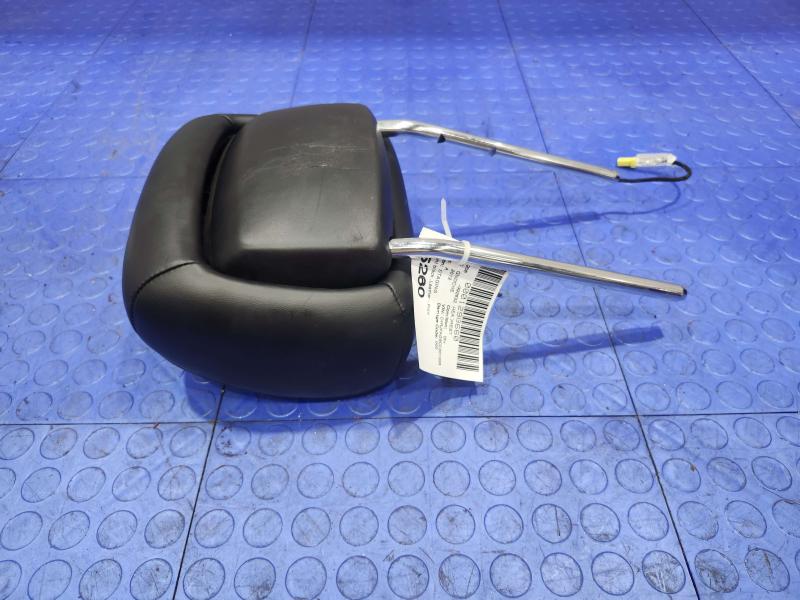 2012 Jeep Grand Cherokee Headrest