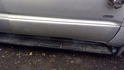 2004 Toyota 4Runner Front Door Moulding