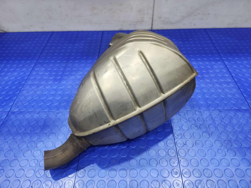 2015 Porsche Panamera Muffler
