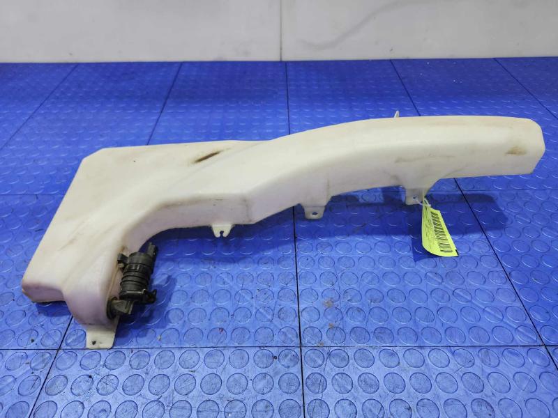 2014 Nissan Frontier Washer Bottle
