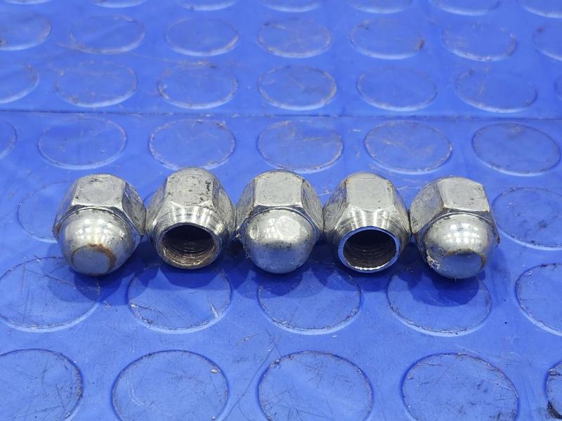 2010 Subaru Forester Lug Nuts