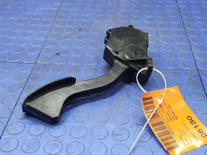 2011-2015 Toyota Prius Accelerator Pedal Assembly w/ Sensor OEM 78110-12050
