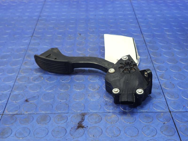 2011-2015 Toyota Prius Accelerator Pedal Assembly w/ Sensor OEM 78110-12050