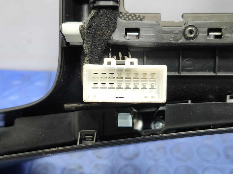 2017-2019 Kia Niro Left Console Cover Shifter Trim Genuine OEM 84650-G5170