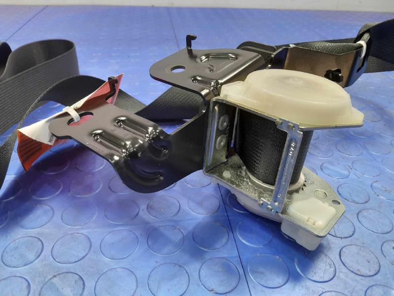 2016 Subaru Legacy Rear Seat Belt
