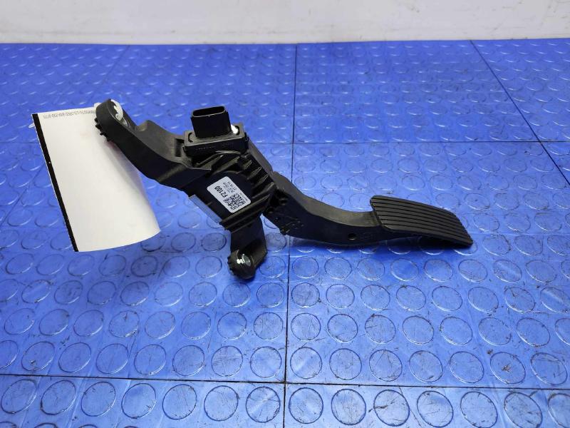 2018-2024 Kia Forte Accelerator Pedal Assembly Genuine OEM 32700F2100
