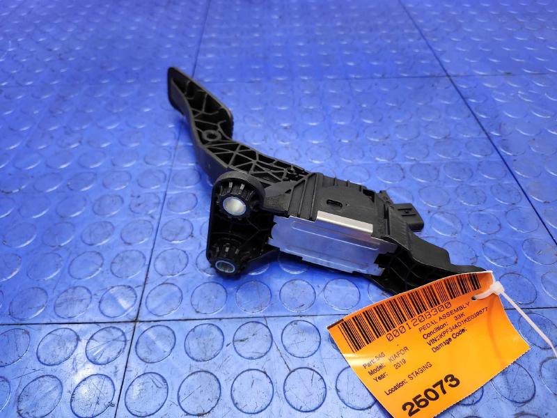 2018-2024 Kia Forte Accelerator Pedal Assembly Genuine OEM 32700F2100