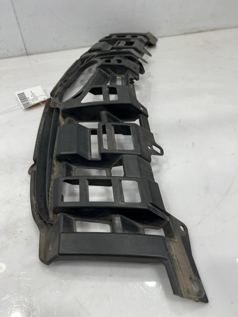 2010 Toyota Prius Upper Radiator Grille Assembly OEM 5311147020