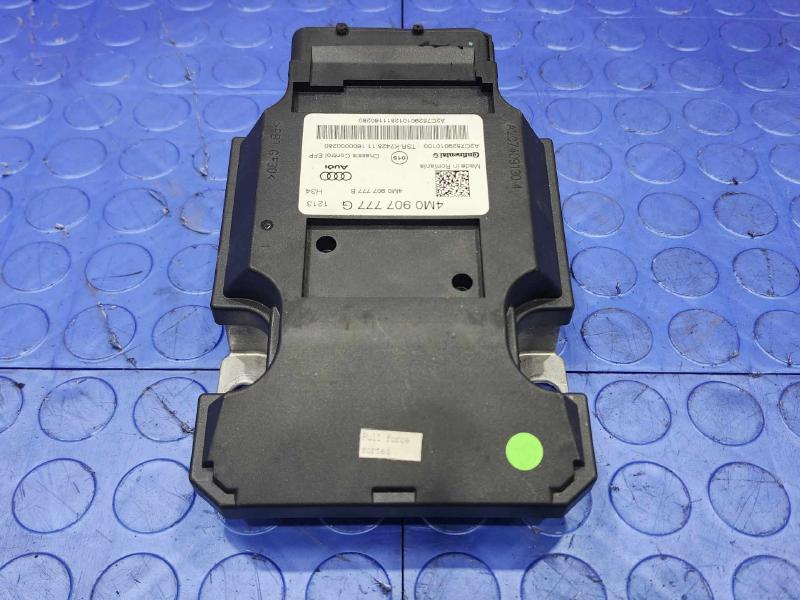 2017-2018 Audi Q7 Air Ride Suspension Control Module Genuine OEM 4M0907777G