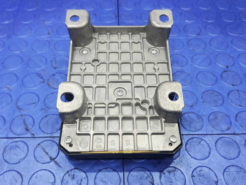 2017-2018 Audi Q7 Air Ride Suspension Control Module Genuine OEM 4M0907777G