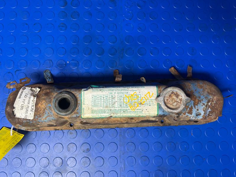 1976 Dodge D300 Valve Cover