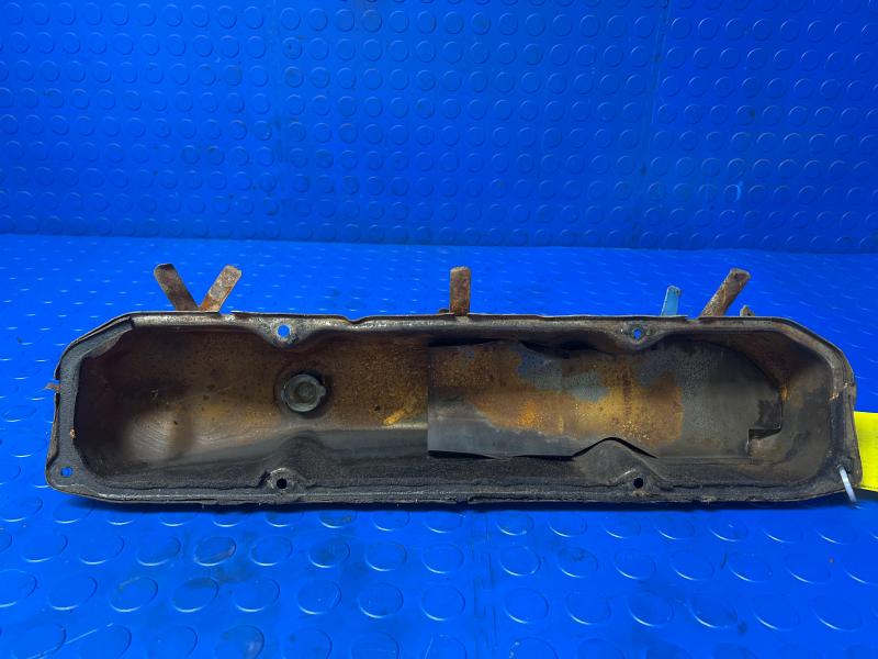 1976 Dodge D300 Valve Cover