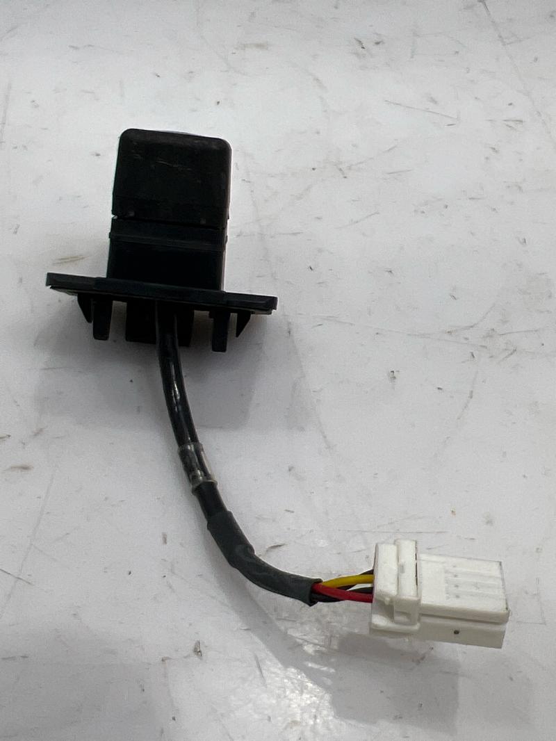 2014 - 2016 Subaru Forester Rearview Backup Camera OEM 86267SG000