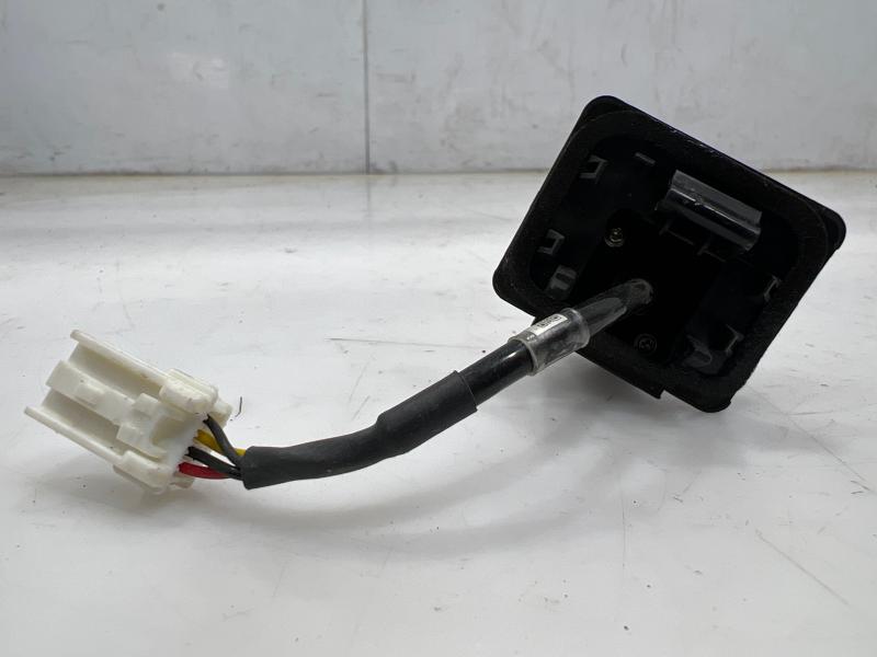2014 - 2016 Subaru Forester Rearview Backup Camera OEM 86267SG000