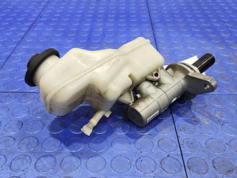 2011 Toyota Corolla Master Cylinder