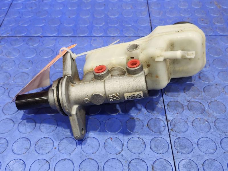 2011 Toyota Corolla Master Cylinder
