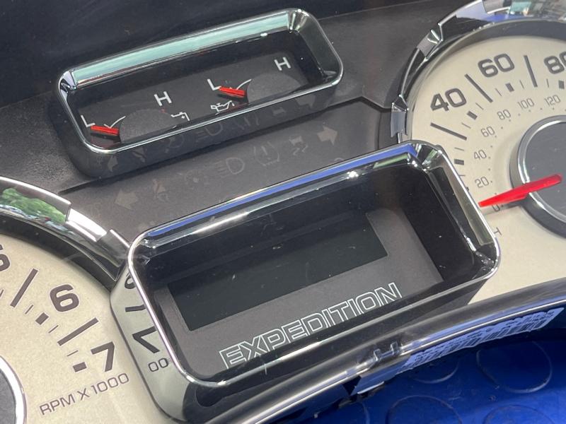 2011 Ford Expedition Speedometer